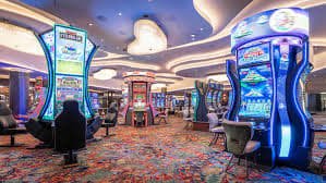 Antarmuka permainan Baccarat di SA Gaming dengan dealer langsung dan papan taruhan interaktif